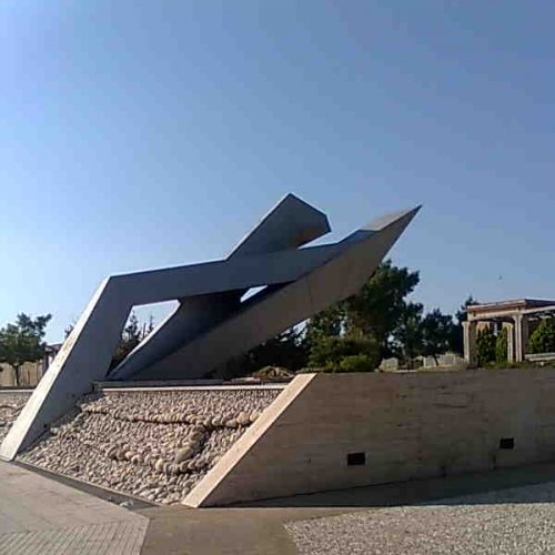 Parco dello Sport, piazza e fontane, 2001, Menfi, Agrigento.